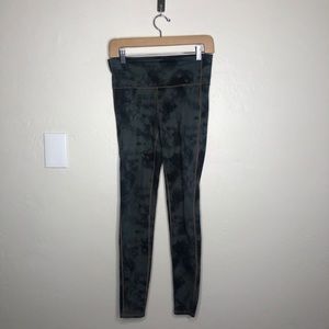 Athleta tie dye chaturanga leggings
